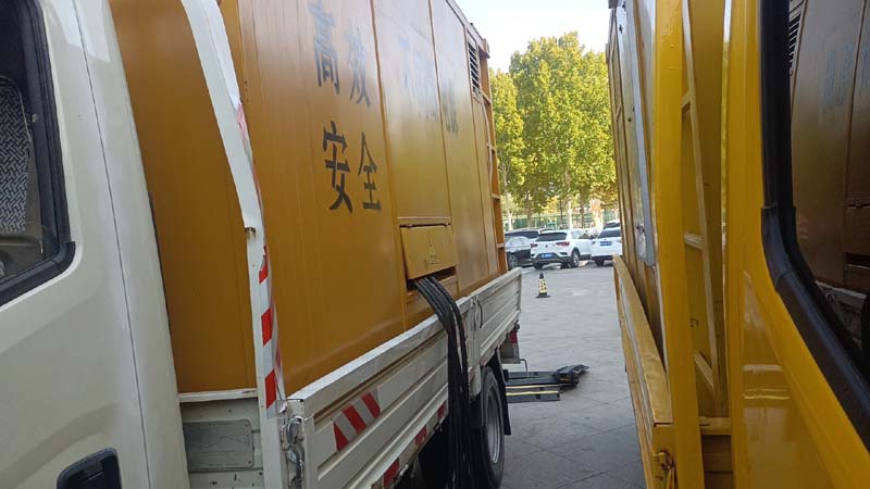 长顺如何判断柴油发电机组和UPS电源的切换时间是否符合要求？